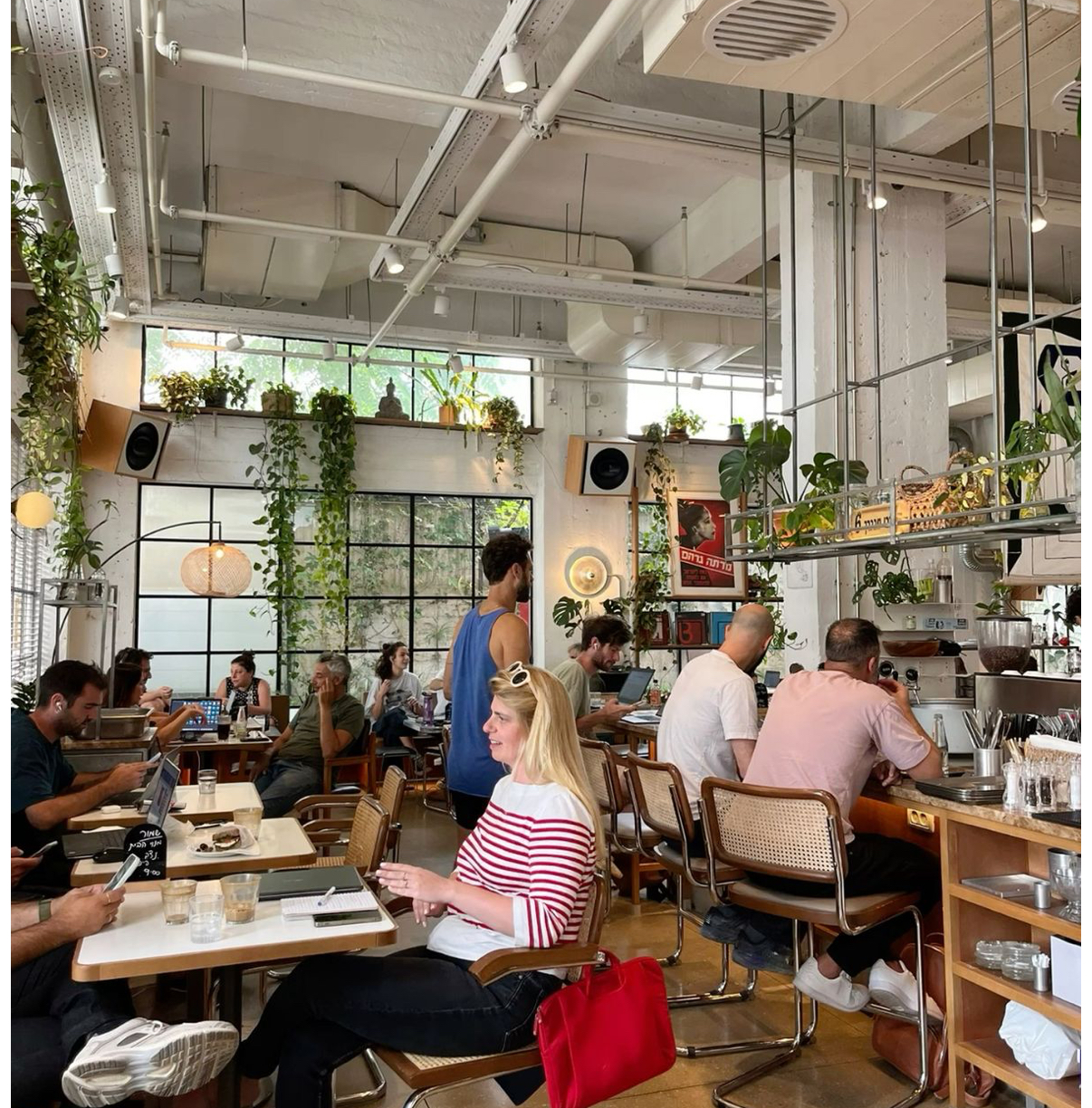 A busy café during the morning rush